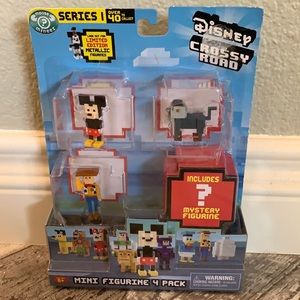 Disney Crossy Road Mini Figures 4 PK Series 1 Mickey Woody